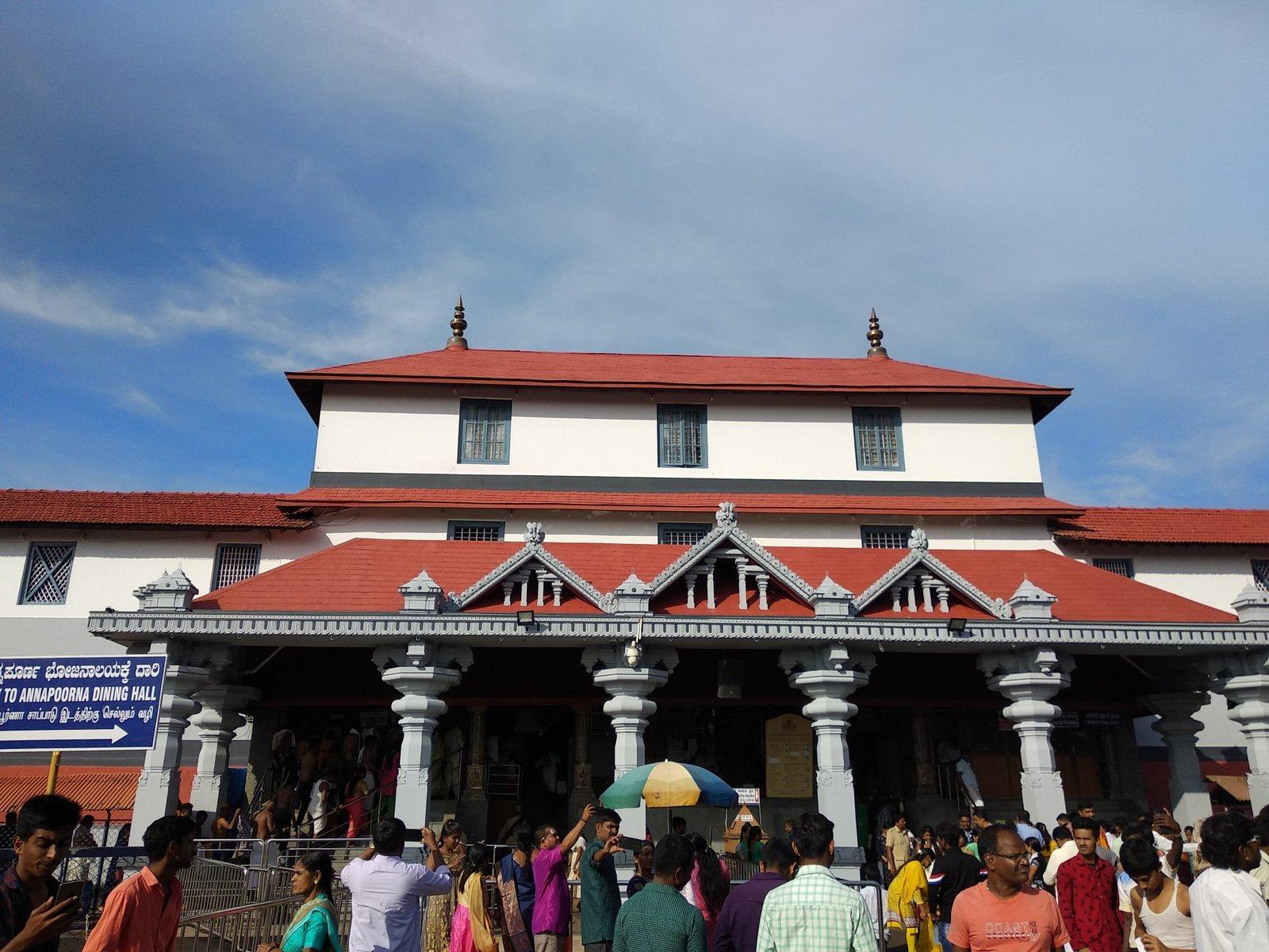 Bangalore to Dharmasthala tempo traveller